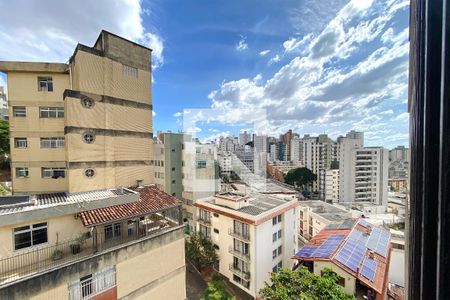 Vista da Suite de apartamento à venda com 3 quartos, 200m² em Gutierrez, Belo Horizonte