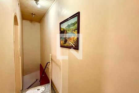 Corredor de casa à venda com 4 quartos, 290m² em Cangaiba, São Paulo
