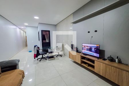 Casa à venda com 3 quartos, 194m² em Parque Oratório, Santo André