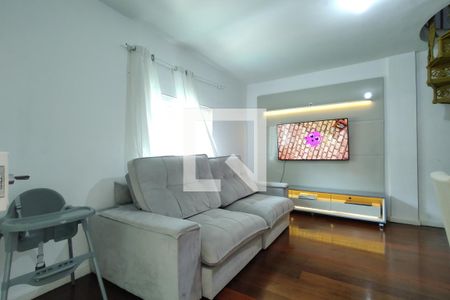 Sala de casa de condomínio para alugar com 4 quartos, 120m² em Taquara, Rio de Janeiro