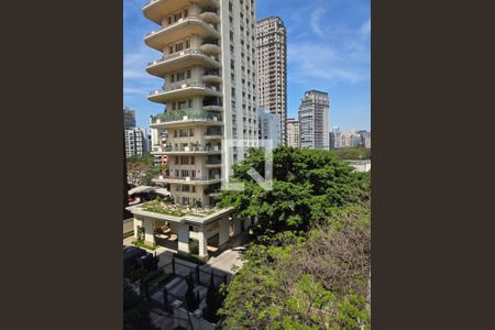 Apartamento à venda com 3 quartos, 130m² em Jardim Europa, São Paulo