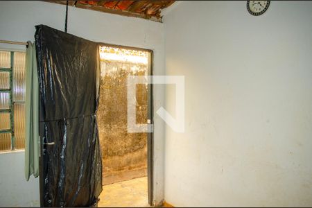 Casa à venda com 3 quartos, 268m² em Vila Monticelli, Goiânia