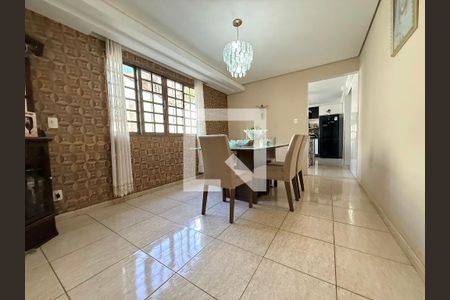 Sala de casa à venda com 5 quartos, 639m² em Alto Caiçaras, Belo Horizonte