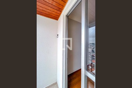 Varanda de apartamento para alugar com 3 quartos, 76m² em Vila Esperança, São Paulo