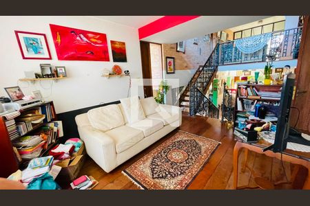 Sala de casa de condomínio para alugar com 5 quartos, 750m² em Granja Viana Ii, Cotia