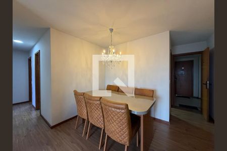 Sala de apartamento para alugar com 3 quartos, 86m² em Pechincha, Rio de Janeiro