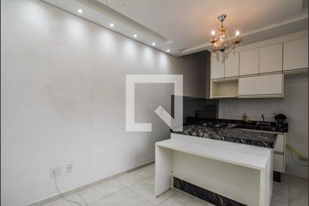 Sala de apartamento para alugar com 2 quartos, 76m² em Vila Amabile Pezzolo, Santo André