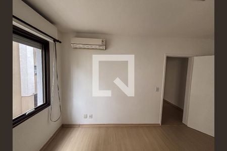 Quarto 2 de apartamento para alugar com 2 quartos, 84m² em Jardim Lindóia, Porto Alegre