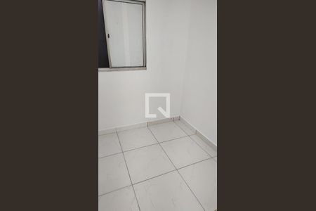 Quarto de apartamento para alugar com 2 quartos, 45m² em São João, Betim