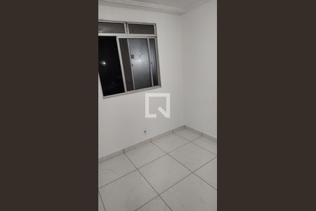 Quarto de apartamento para alugar com 2 quartos, 45m² em São João, Betim