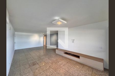 Sala de apartamento para alugar com 4 quartos, 172m² em Barra da Tijuca, Rio de Janeiro