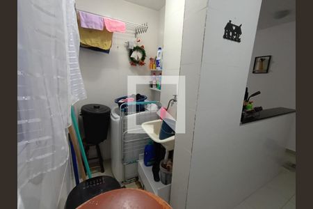 Área de Serviço de apartamento para alugar com 2 quartos, 70m² em Via Colégio, Belo Horizonte
