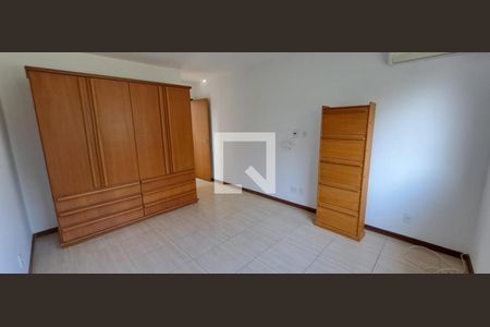 Casa à venda com 4 quartos, 416m² em Vargem Grande, Rio de Janeiro