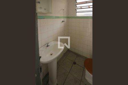Banheiro de casa para alugar com 1 quarto, 30m² em Vila California, São Paulo