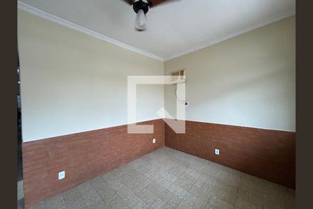Sala de casa para alugar com 2 quartos, 85m² em Piedade, Rio de Janeiro