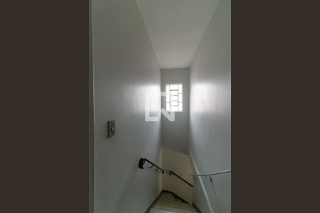 Escada de casa para alugar com 3 quartos, 224m² em Cursino, São Paulo