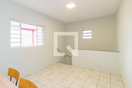 Casa para alugar com 2 quartos, 60m² em Vila Nina, São Paulo