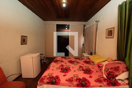 Casa à venda com 4 quartos, 360m² em Novo Eldorado, Contagem