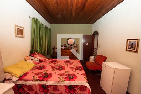 Casa à venda com 4 quartos, 360m² em Novo Eldorado, Contagem