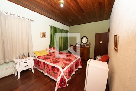 Casa à venda com 4 quartos, 360m² em Novo Eldorado, Contagem