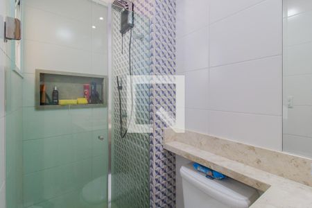 Banheiro suíte de apartamento para alugar com 2 quartos, 122m² em Vila Dirce, Mauá