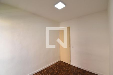 Quarto 2 de apartamento para alugar com 3 quartos, 57m² em Barreirinha, Curitiba