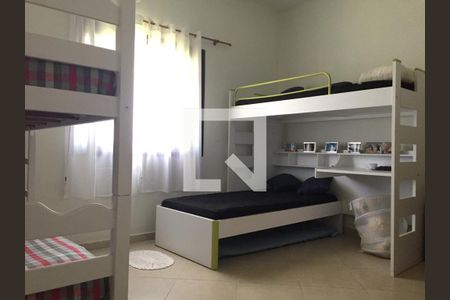 Casa para alugar com 3 quartos, 250m² em Pitas, Cotia