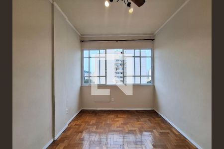 Quarto 1 de apartamento à venda com 2 quartos, 64m² em Laranjeiras, Rio de Janeiro