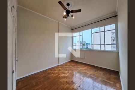 Quarto 1 de apartamento à venda com 2 quartos, 64m² em Laranjeiras, Rio de Janeiro