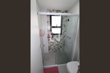 Banheiro da Suíte 1 de apartamento para alugar com 2 quartos, 77m² em Jardim Satélite, São José dos Campos