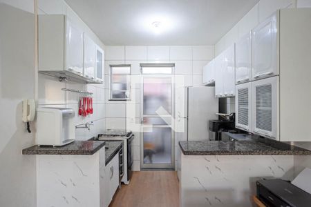 Cozinha de casa de condomínio à venda com 2 quartos, 58m² em Nacional, Contagem