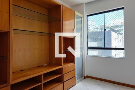 Quarto de apartamento para alugar com 3 quartos, 126m² em Pituba, Salvador