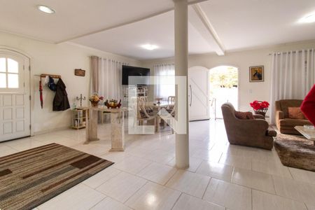 Sala de casa à venda com 4 quartos, 270m² em Cidade Industrial de Curitiba, Curitiba