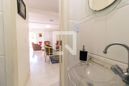 Lavabo de casa à venda com 4 quartos, 270m² em Cidade Industrial de Curitiba, Curitiba