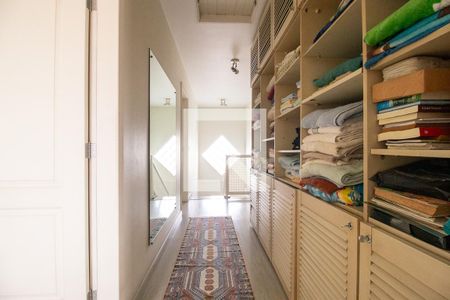Corredor de casa à venda com 4 quartos, 270m² em Cidade Industrial de Curitiba, Curitiba