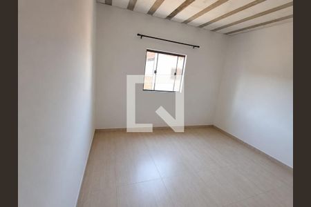 Quarto de casa para alugar com 1 quarto, 60m² em Jardim Keralux, São Paulo