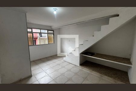 Sala de casa para alugar com 2 quartos, 125m² em Vila Sao Pedro, Santo André
