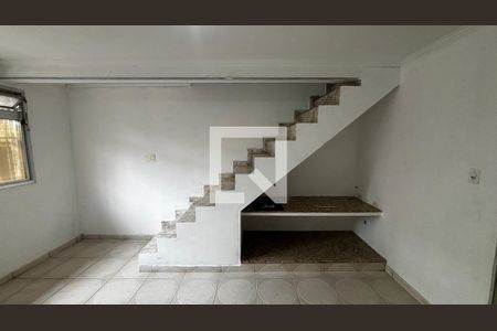 Sala de casa para alugar com 2 quartos, 125m² em Vila Sao Pedro, Santo André