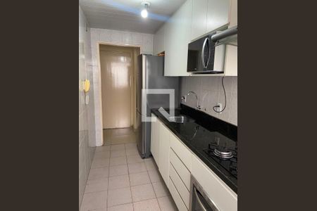 Cozinha de apartamento para alugar com 2 quartos, 52m² em Sarandi, Porto Alegre