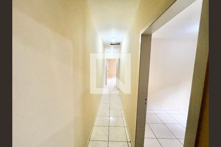 Corredor de casa para alugar com 4 quartos, 117m² em Vila Celeste, São Paulo