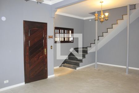 Sala de casa para alugar com 3 quartos, 210m² em Parque Goncalves Junior, Guarulhos