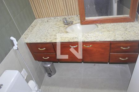 Lavabo de casa para alugar com 3 quartos, 210m² em Parque Goncalves Junior, Guarulhos