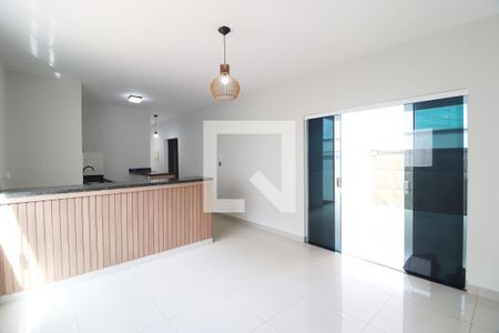 Casa para alugar com 3 quartos, 140m² em Osvaldo Rezende, Uberlândia