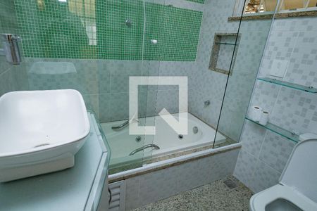 Banheiro da Suíte 1 de casa à venda com 4 quartos, 247m² em Campo Grande, Rio de Janeiro