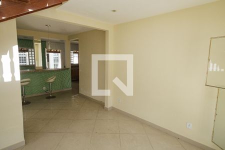 Sala  de casa à venda com 4 quartos, 247m² em Campo Grande, Rio de Janeiro