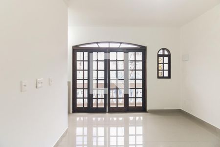Sala  de apartamento para alugar com 1 quarto, 60m² em Parque Maria Luiza, São Paulo