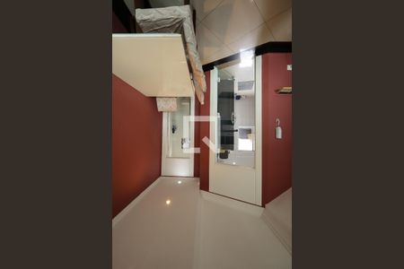 Sala  de casa de condomínio para alugar com 2 quartos, 151m² em Vila Marari, São Paulo