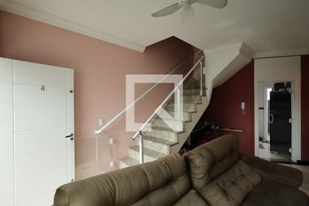 Sala  de casa de condomínio para alugar com 2 quartos, 151m² em Vila Marari, São Paulo