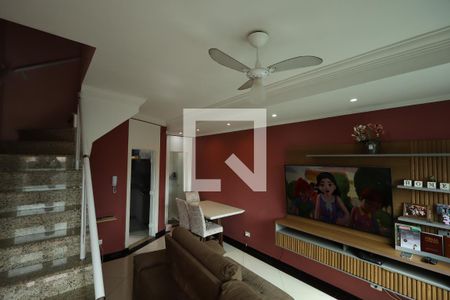 Sala  de casa de condomínio para alugar com 2 quartos, 151m² em Vila Marari, São Paulo