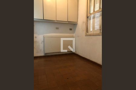 Casa à venda com 3 quartos, 135m² em Vila Madalena, São Paulo